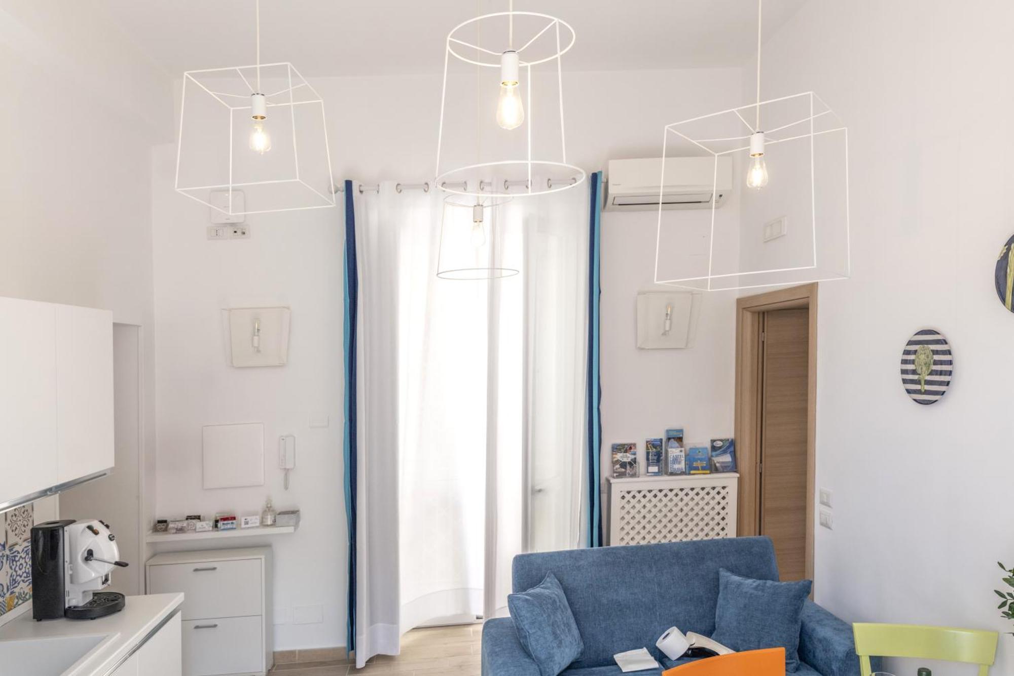 Mya Home Luxury Apartments Кастелламмаре-ди-Стабия Экстерьер фото