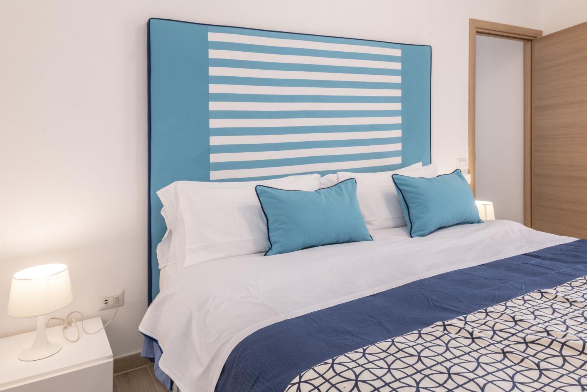 Mya Home Luxury Apartments Кастелламмаре-ди-Стабия Экстерьер фото